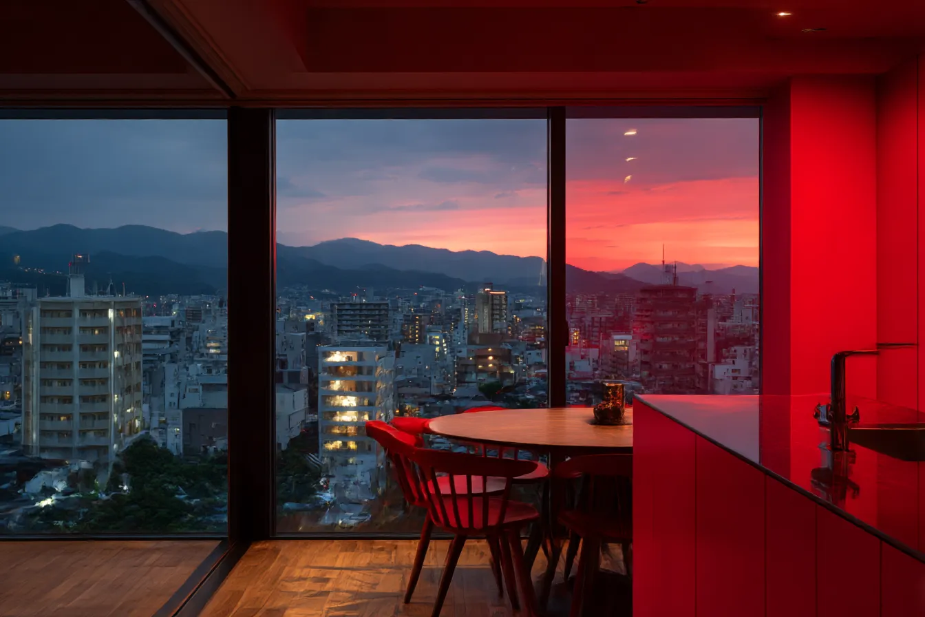 赤い背景に広がる桜｜赤い背景の中に桜の花が華やかに広がり、強い印象と同時に優しさも感じられる、視覚的にバランスの良いデザインです。