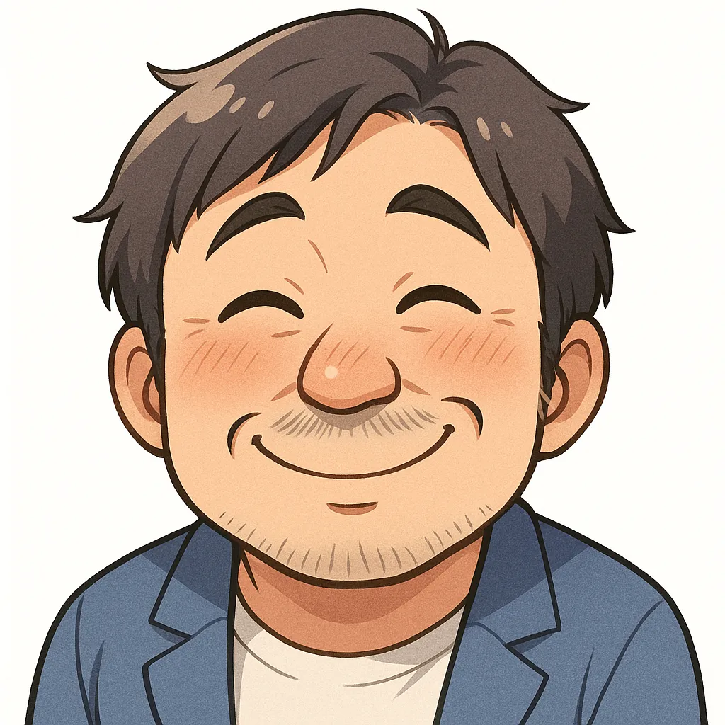 うふふおじさん（顔文字：(〃´ω｀〃)）｜柔らかな目元と優しい口元が特徴の「うふふ」モチーフ。親しみやすく温もりを感じる表情で、穏やかな笑顔が心を和ませてくれます。参考：(〃´ω｀〃)
